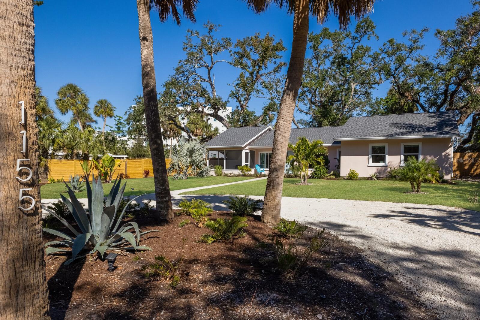 1155 TAHITI PKWY, SARASOTA, FL, 34236