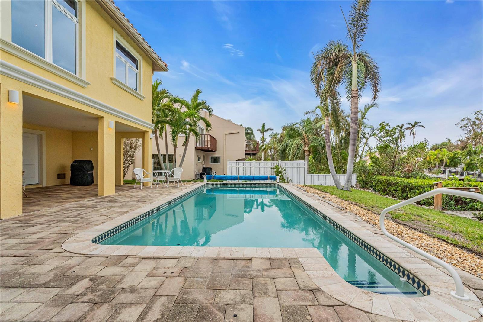 699 PENFIELD ST, LONGBOAT KEY, FL, 34228