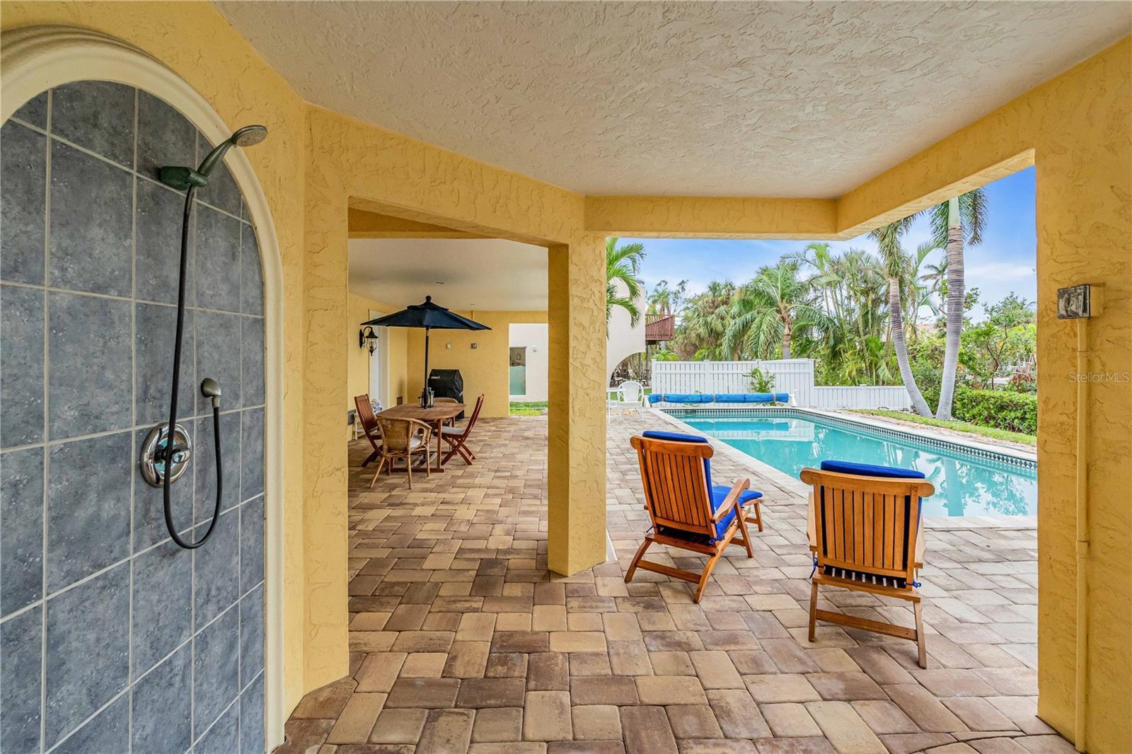 699 PENFIELD ST, LONGBOAT KEY, FL, 34228