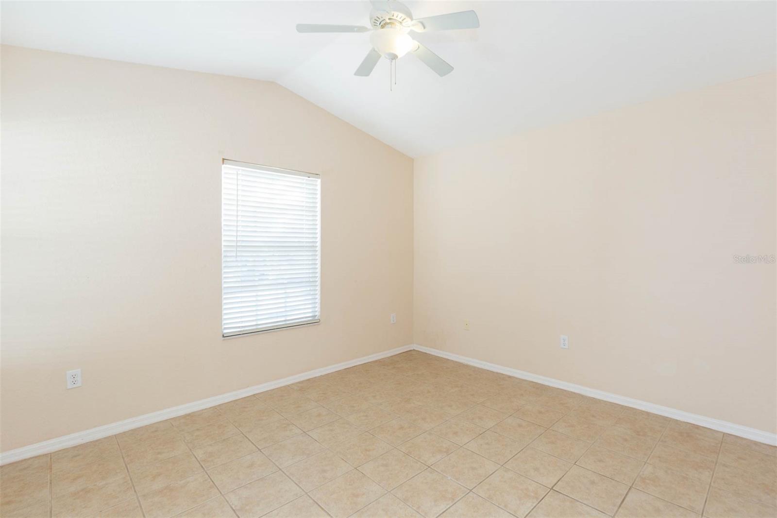 1731 HAMMOCKS AVE, LUTZ, FL, 33549