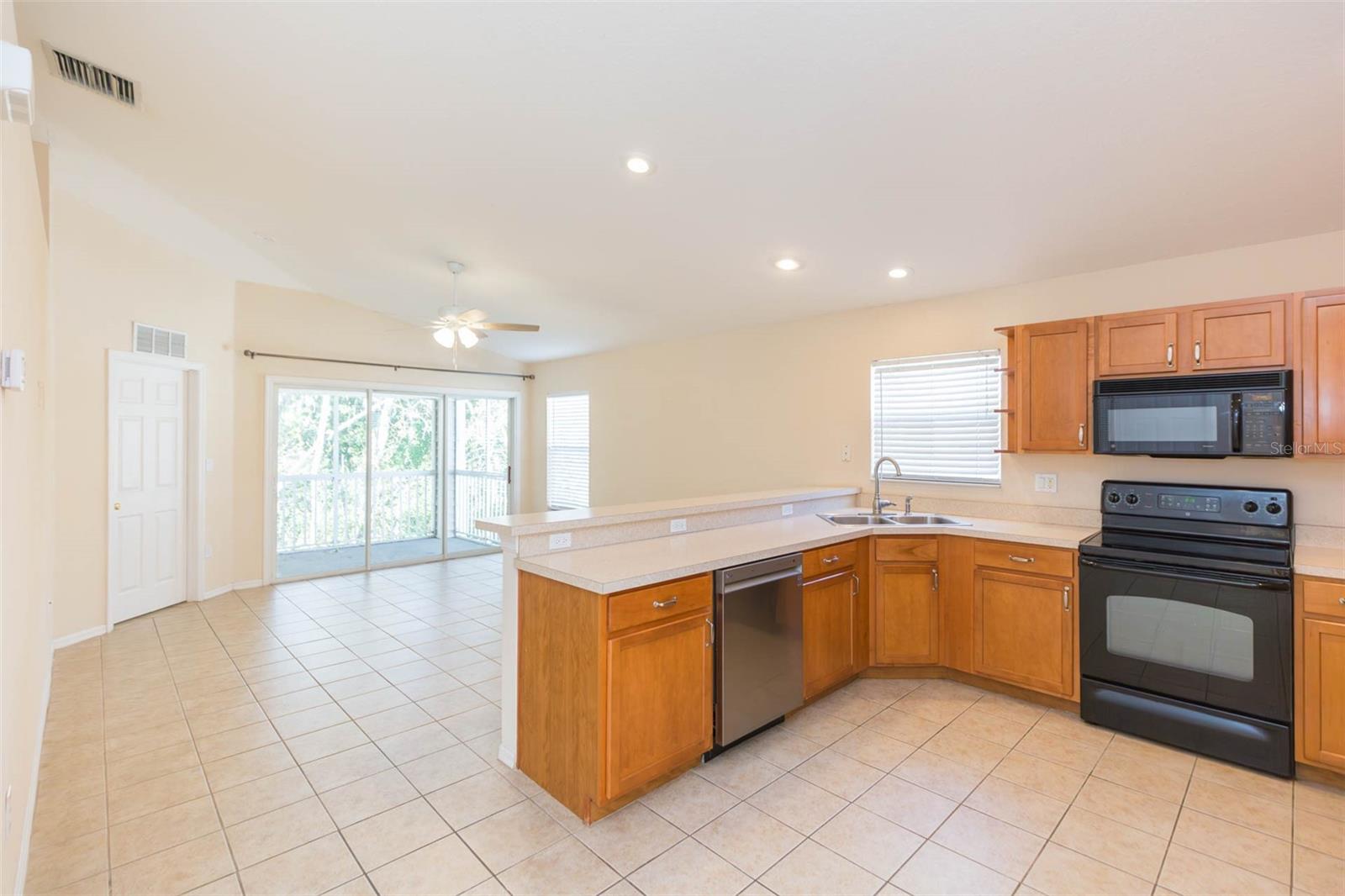 1731 HAMMOCKS AVE, LUTZ, FL, 33549