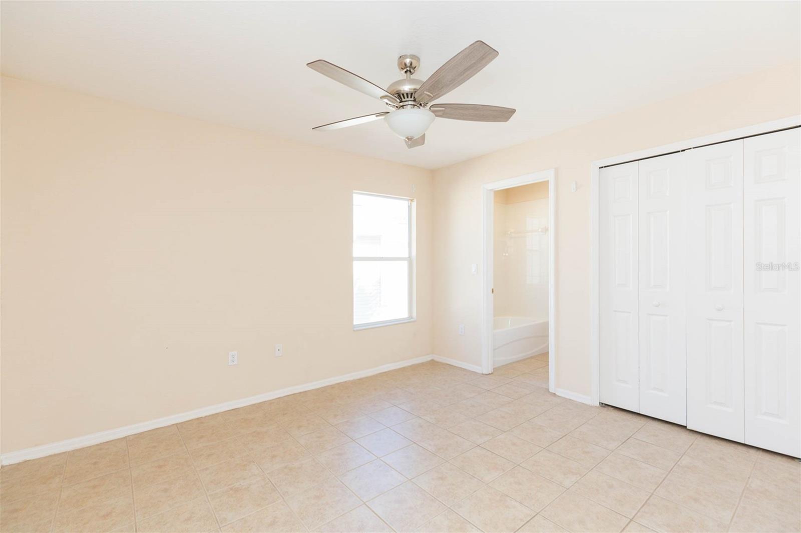 1731 HAMMOCKS AVE, LUTZ, FL, 33549