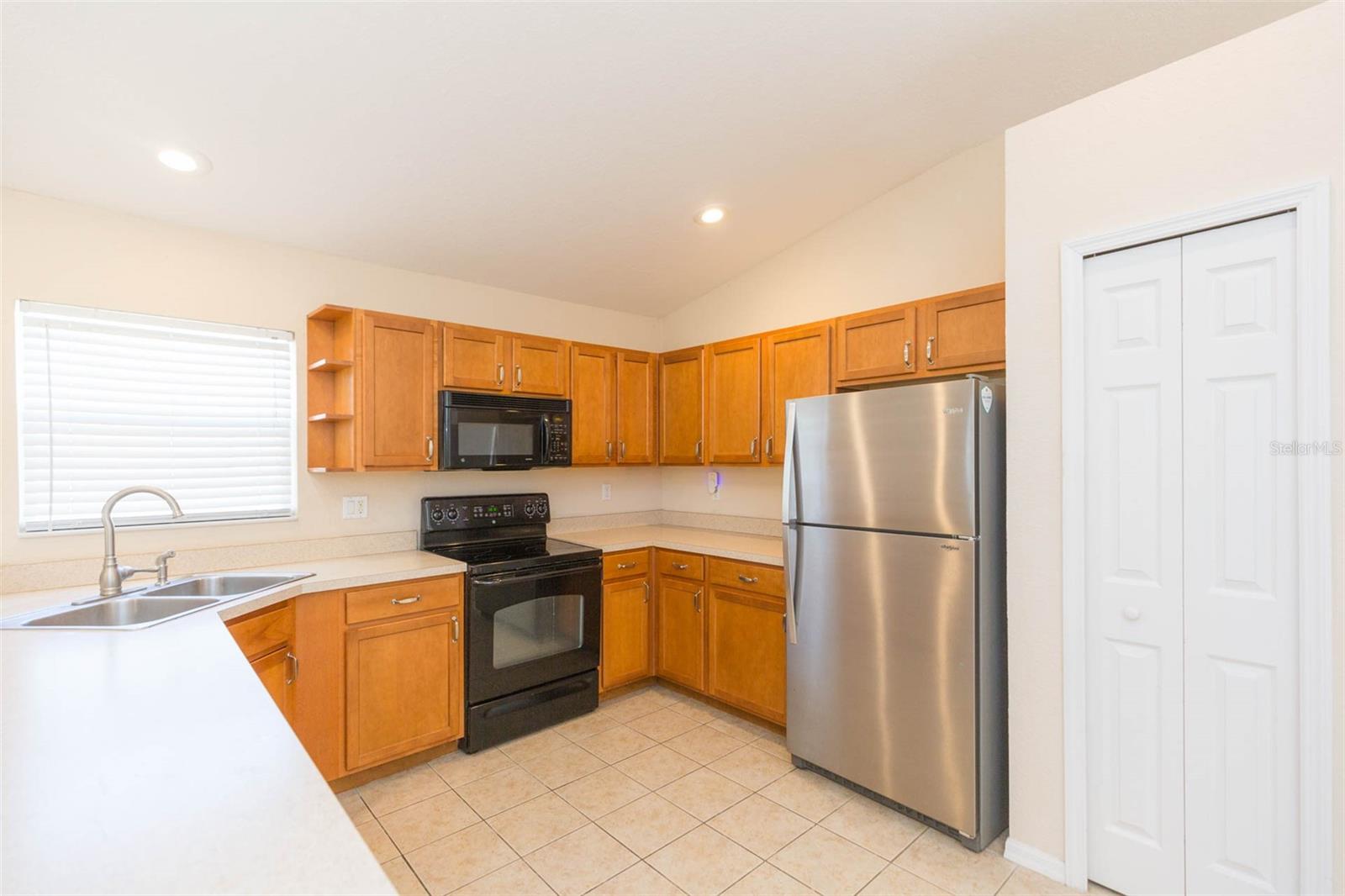 1731 HAMMOCKS AVE, LUTZ, FL, 33549