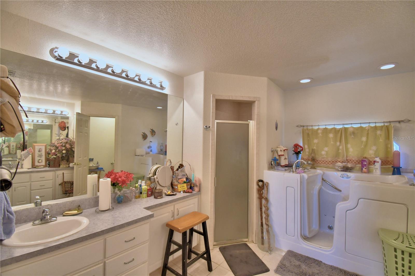 135 MI RANCHO RD, DAVENPORT, FL, 33837