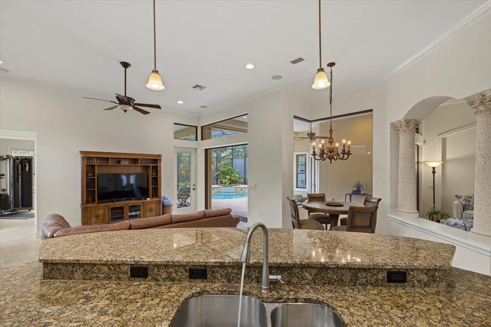 7651 PORTSTEWART DR, LAKEWOOD RANCH, FL, 34202