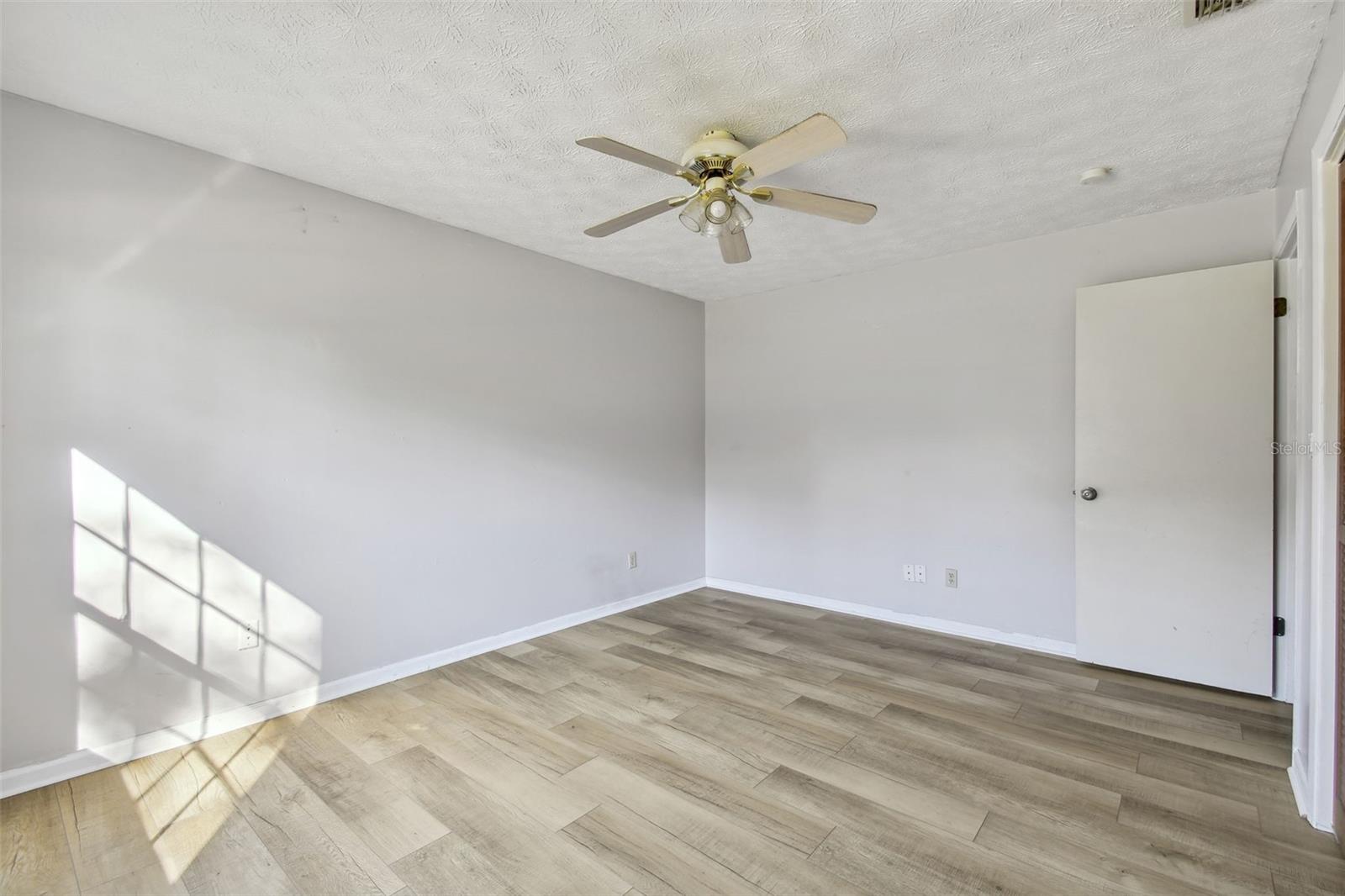 12140 MAGNOLIA ST, SAN ANTONIO, FL, 33576