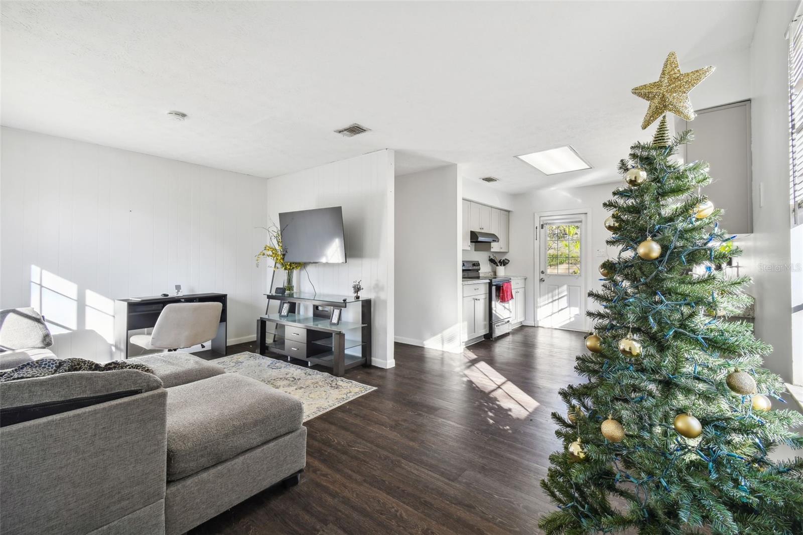 12140 MAGNOLIA ST, SAN ANTONIO, FL, 33576