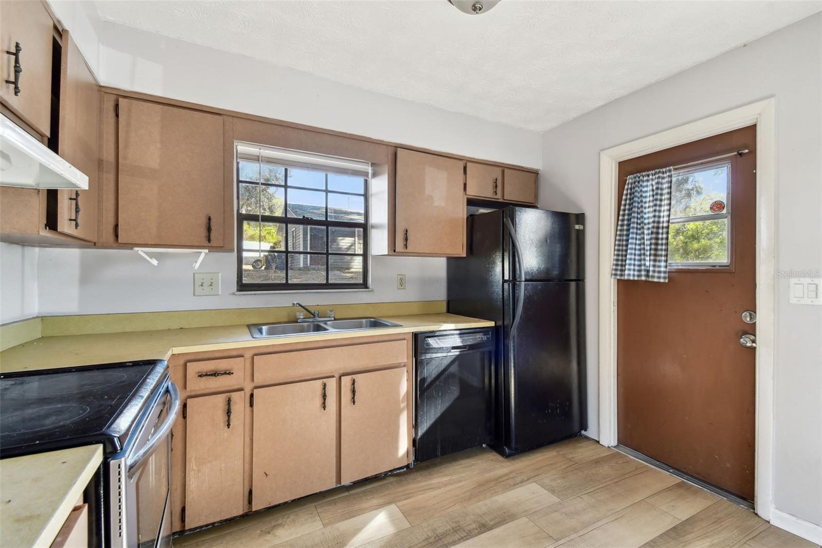 12140 MAGNOLIA ST, SAN ANTONIO, FL, 33576