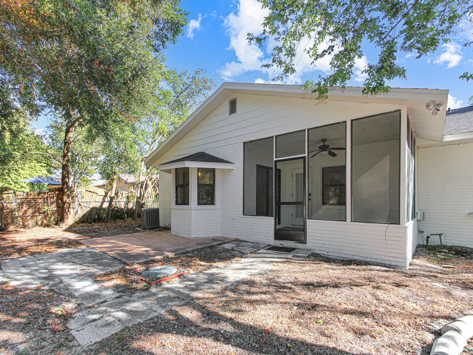 1234 LYNWOOD AVE, APOPKA, FL, 32703