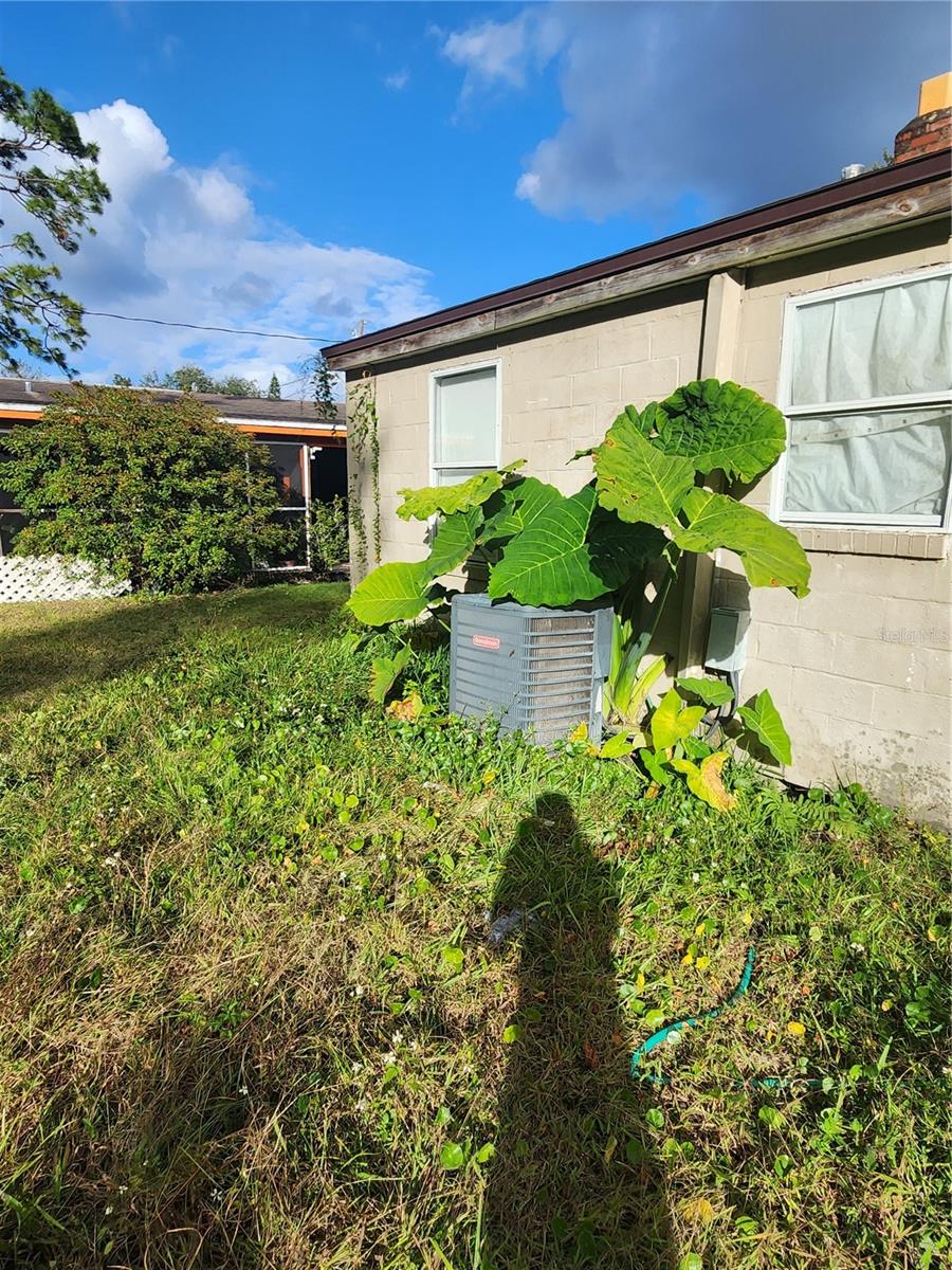 118 DEACON JONES BLVD, ORLANDO, FL, 32810