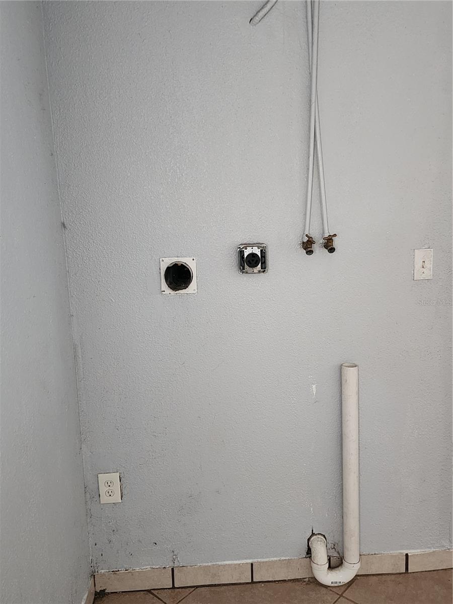 118 DEACON JONES BLVD, ORLANDO, FL, 32810