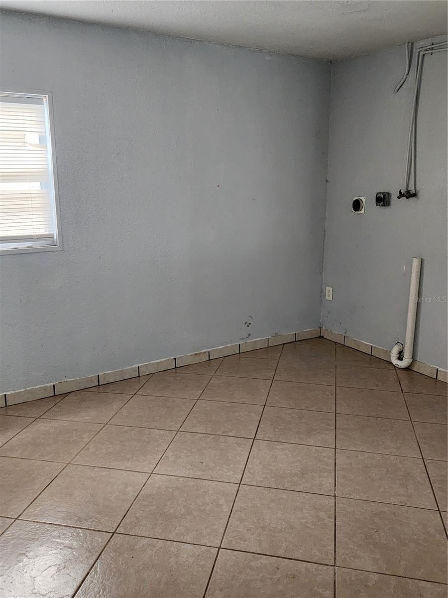 118 DEACON JONES BLVD, ORLANDO, FL, 32810