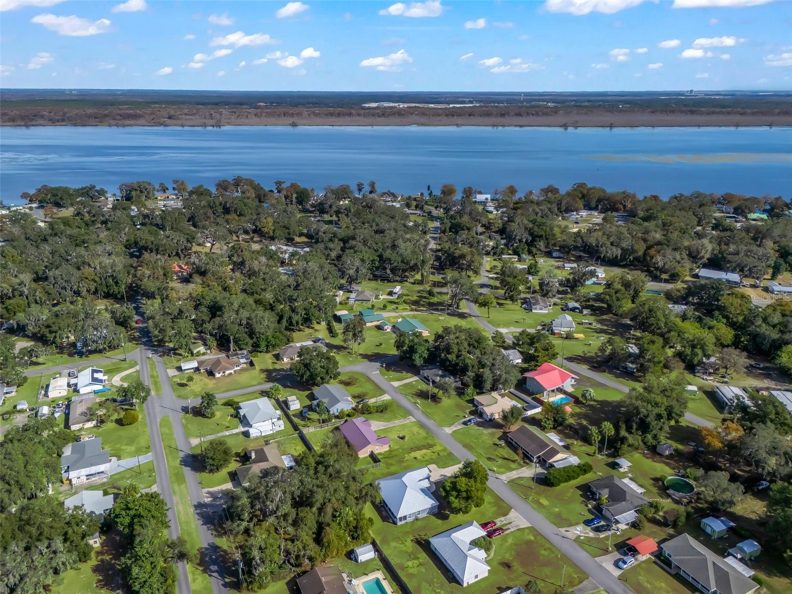 1166 CR 441, LAKE PANASOFFKEE, FL, 33538