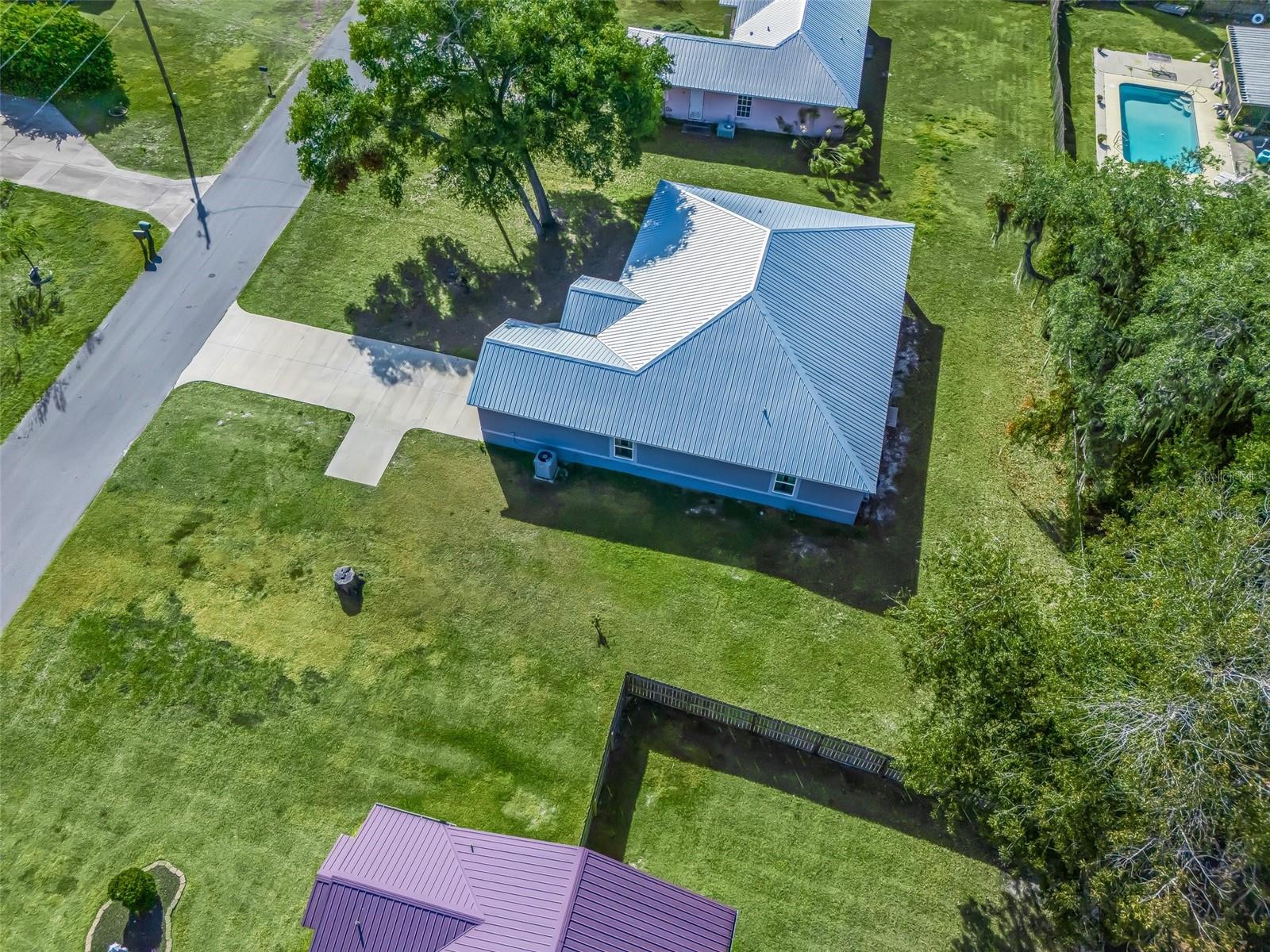 1166 CR 441, LAKE PANASOFFKEE, FL, 33538