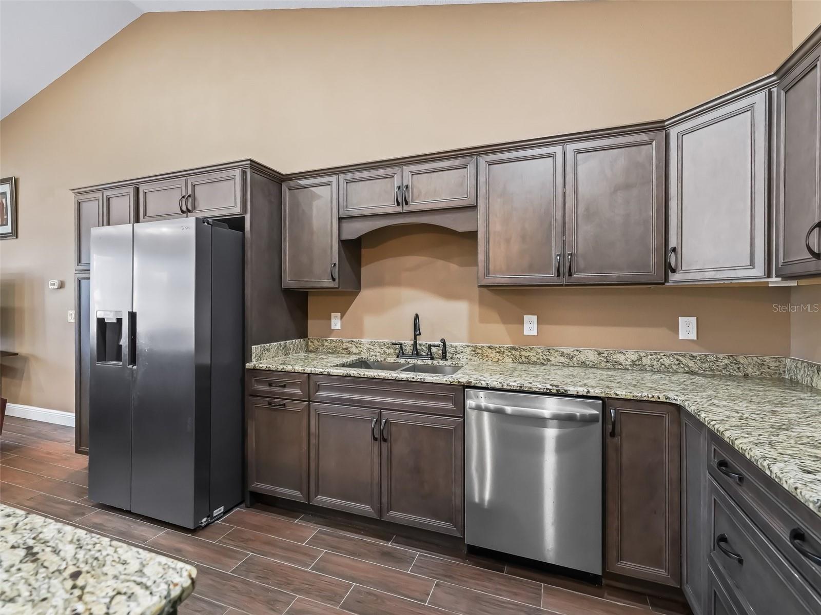 1166 CR 441, LAKE PANASOFFKEE, FL, 33538