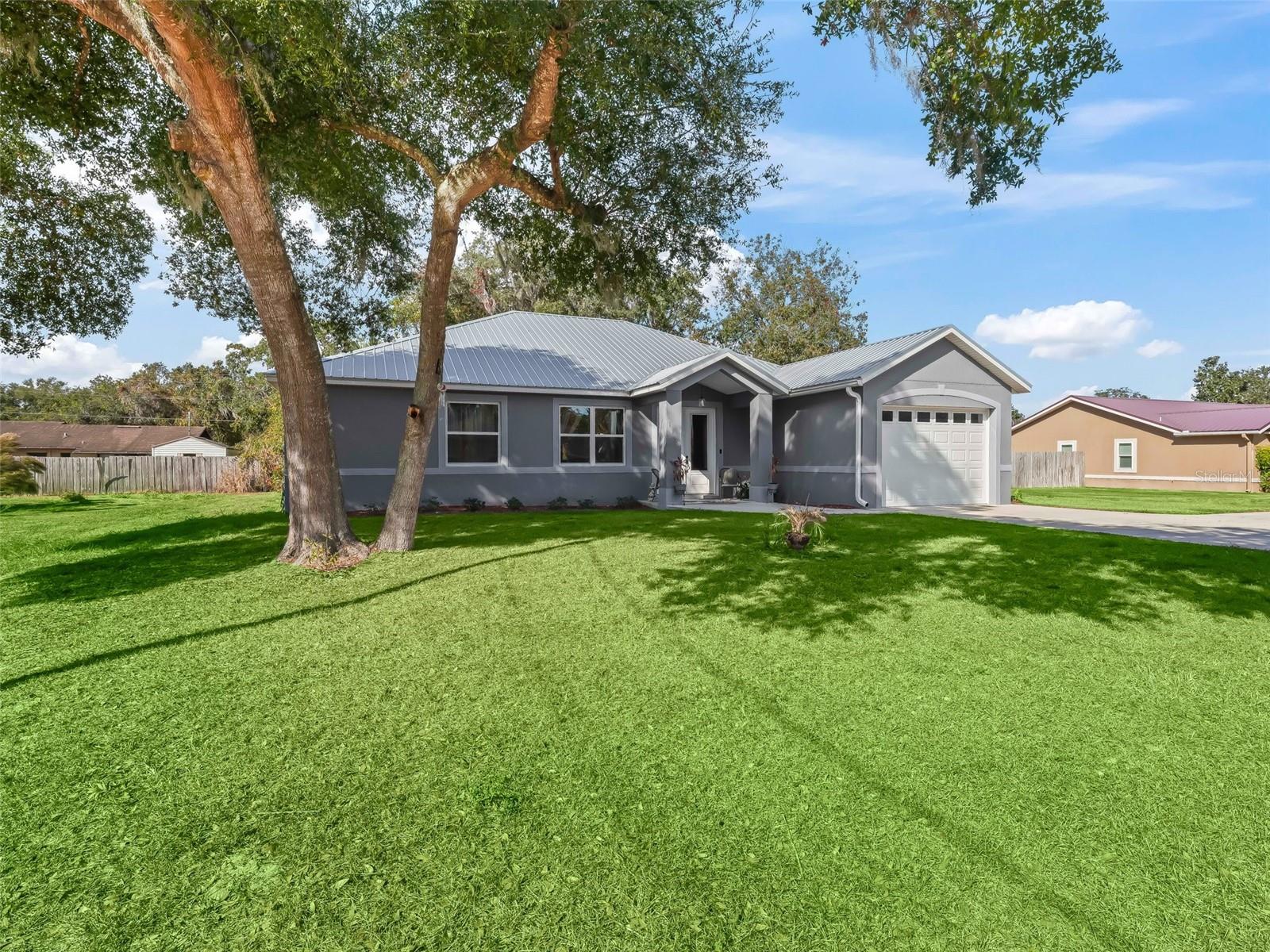 1166 CR 441, LAKE PANASOFFKEE, FL, 33538