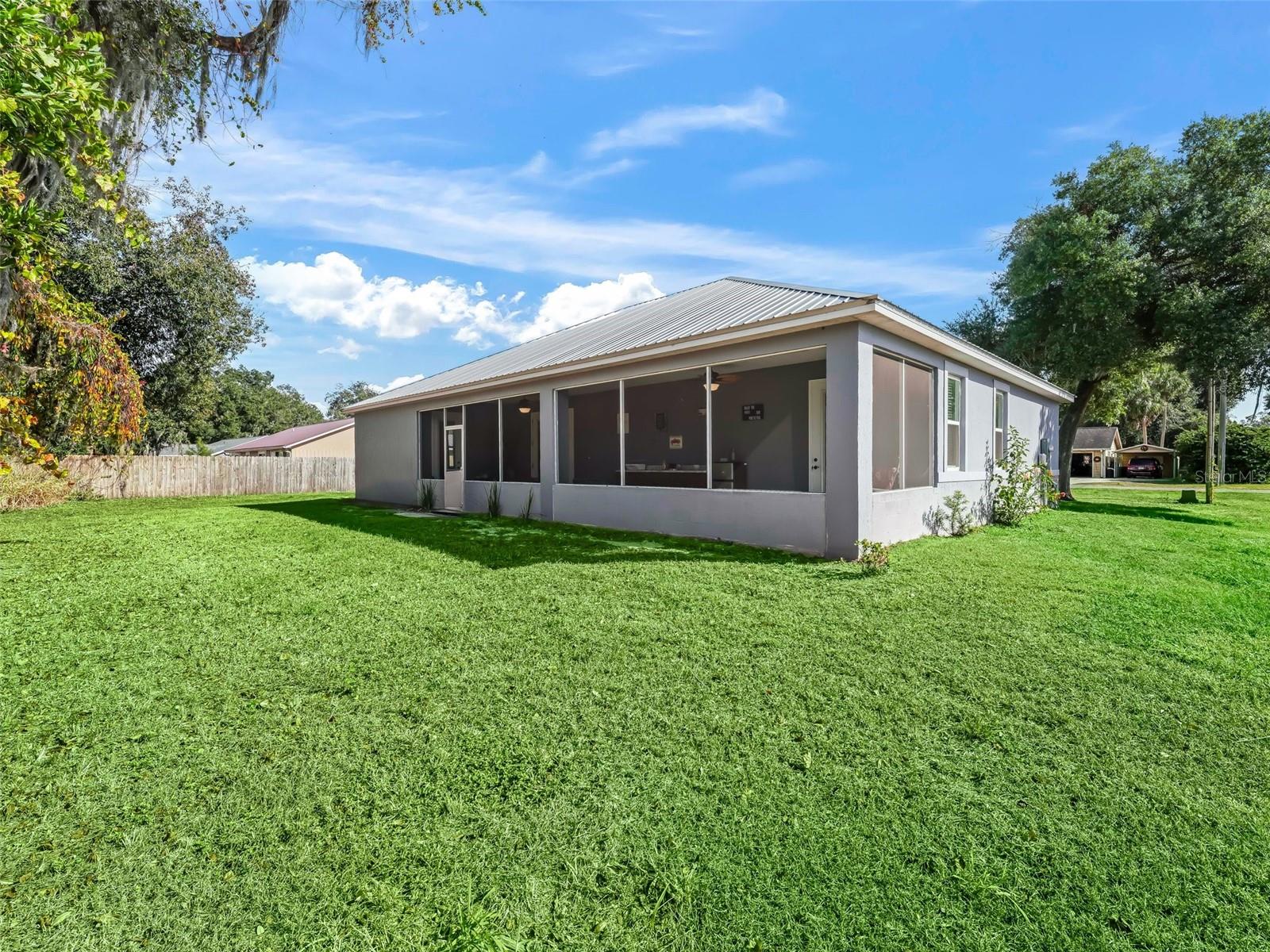 1166 CR 441, LAKE PANASOFFKEE, FL, 33538
