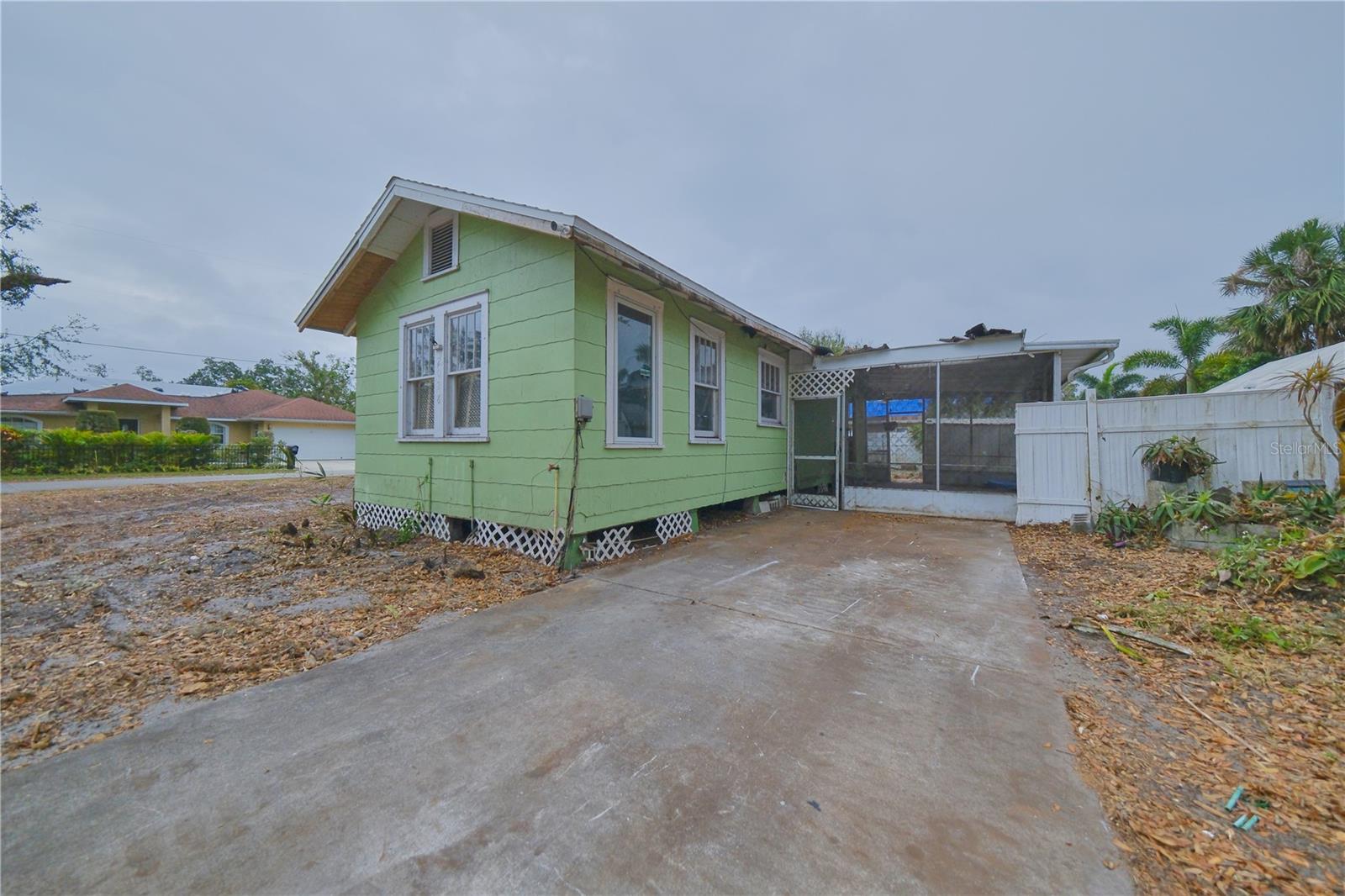 2028 30TH AVE E, BRADENTON, FL, 34208