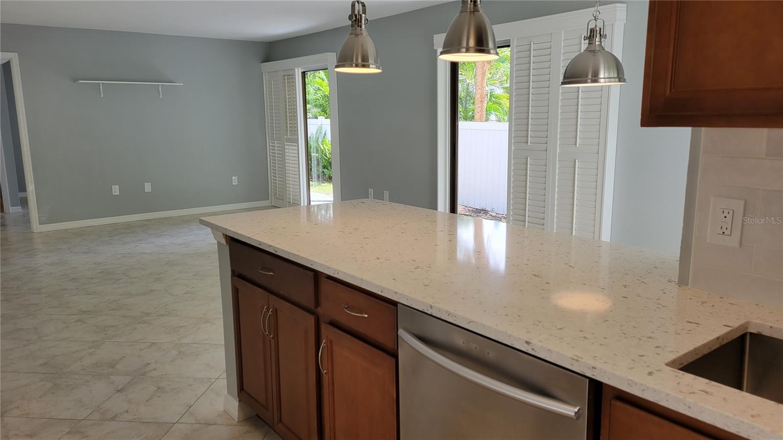 2216 BAHIA VISTA ST #H3, SARASOTA, FL, 34239