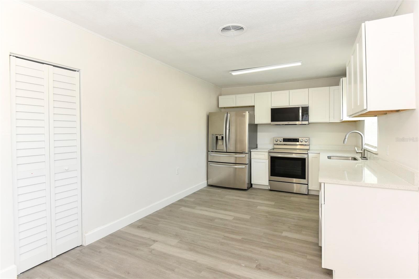 550 N RIDGEWOOD AVE, DAYTONA BEACH, FL, 32114