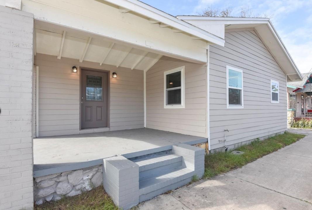 550 N RIDGEWOOD AVE, DAYTONA BEACH, FL, 32114