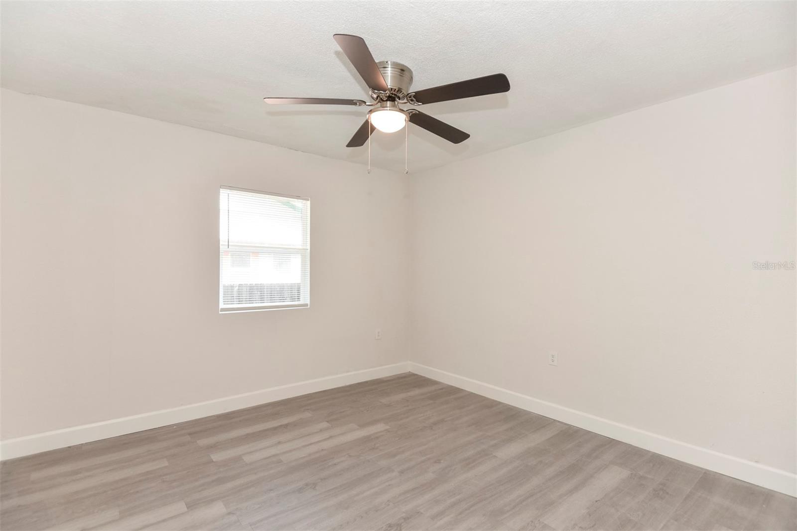 550 N RIDGEWOOD AVE, DAYTONA BEACH, FL, 32114