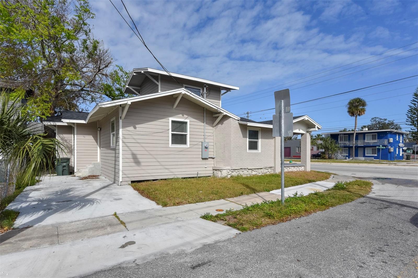 550 N RIDGEWOOD AVE, DAYTONA BEACH, FL, 32114