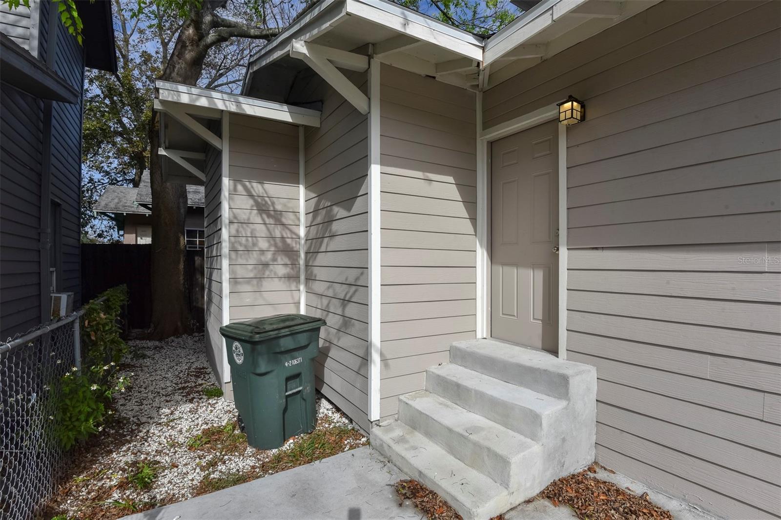 550 N RIDGEWOOD AVE, DAYTONA BEACH, FL, 32114