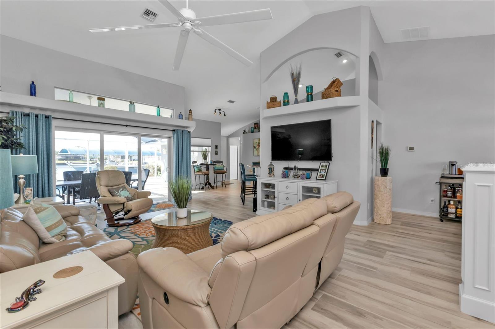 18061 CULLMAN AVE, PORT CHARLOTTE, FL, 33948