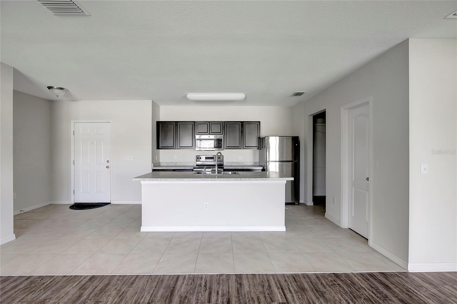 14403 DUNROBIN DR, WIMAUMA, FL, 33598