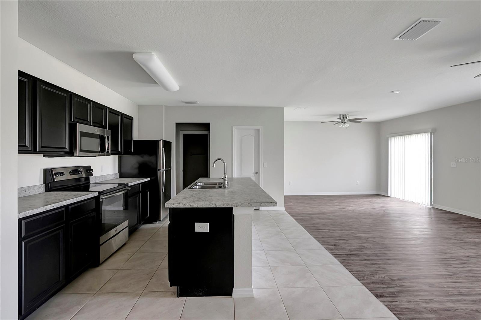 14403 DUNROBIN DR, WIMAUMA, FL, 33598