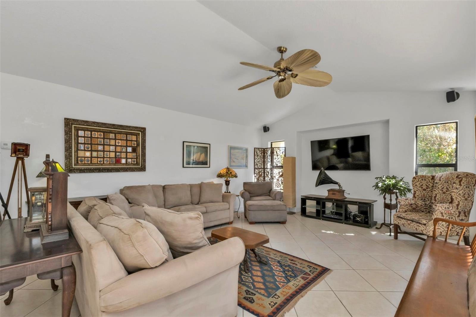 264 ROTONDA BLVD N, ROTONDA WEST, FL, 33947