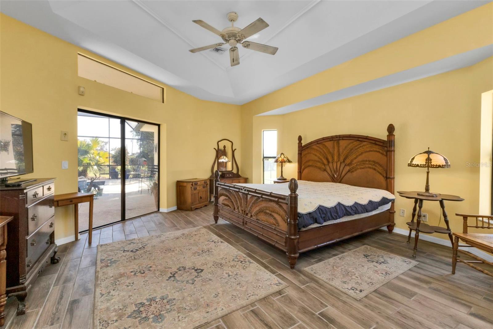 264 ROTONDA BLVD N, ROTONDA WEST, FL, 33947