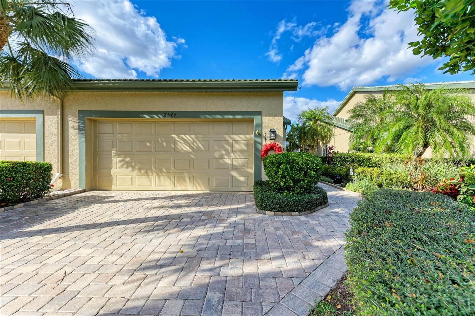 8544 54TH AVENUE CIR E, BRADENTON, FL, 34211