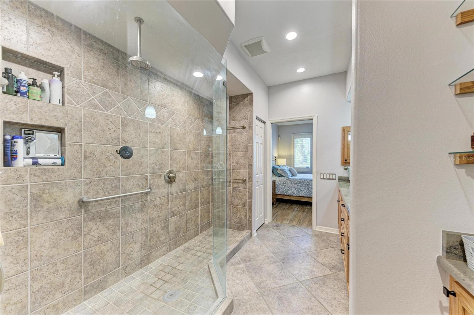 8544 54TH AVENUE CIR E, BRADENTON, FL, 34211