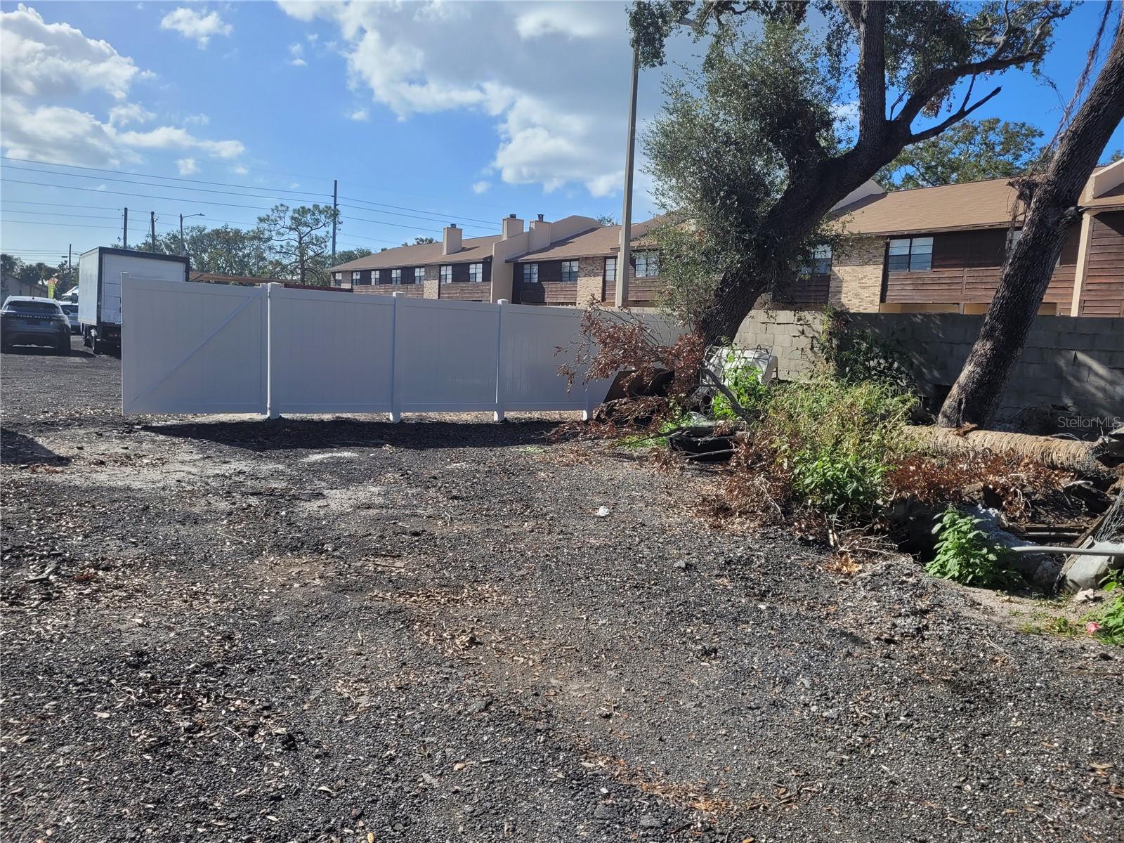 6111 MEMORIAL HWY, TAMPA, FL, 33615