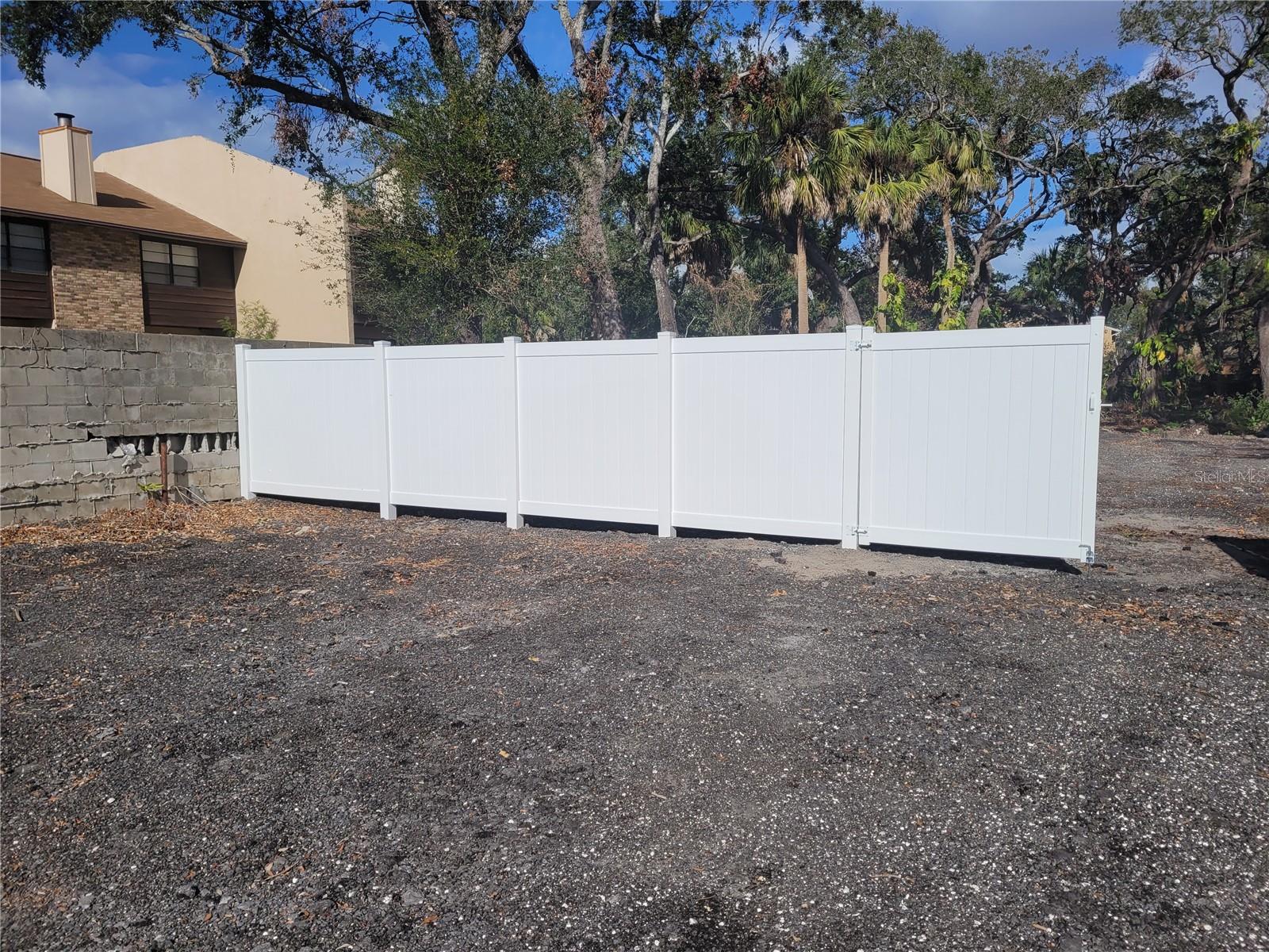 6111 MEMORIAL HWY, TAMPA, FL, 33615