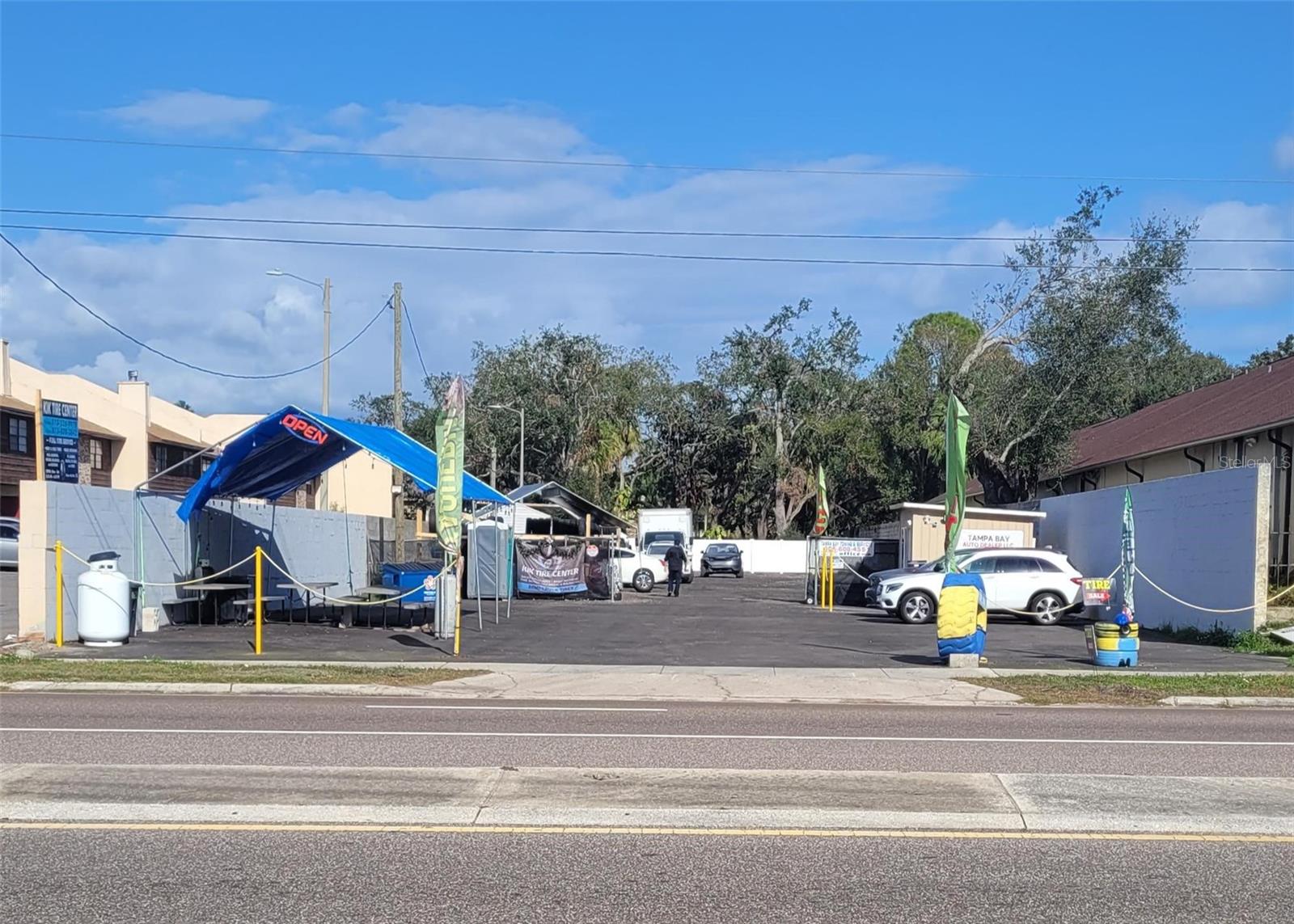 6111 MEMORIAL HWY, TAMPA, FL, 33615