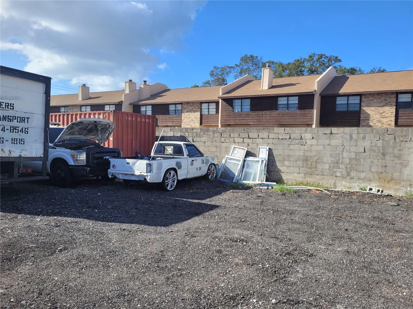 6111 MEMORIAL HWY, TAMPA, FL, 33615