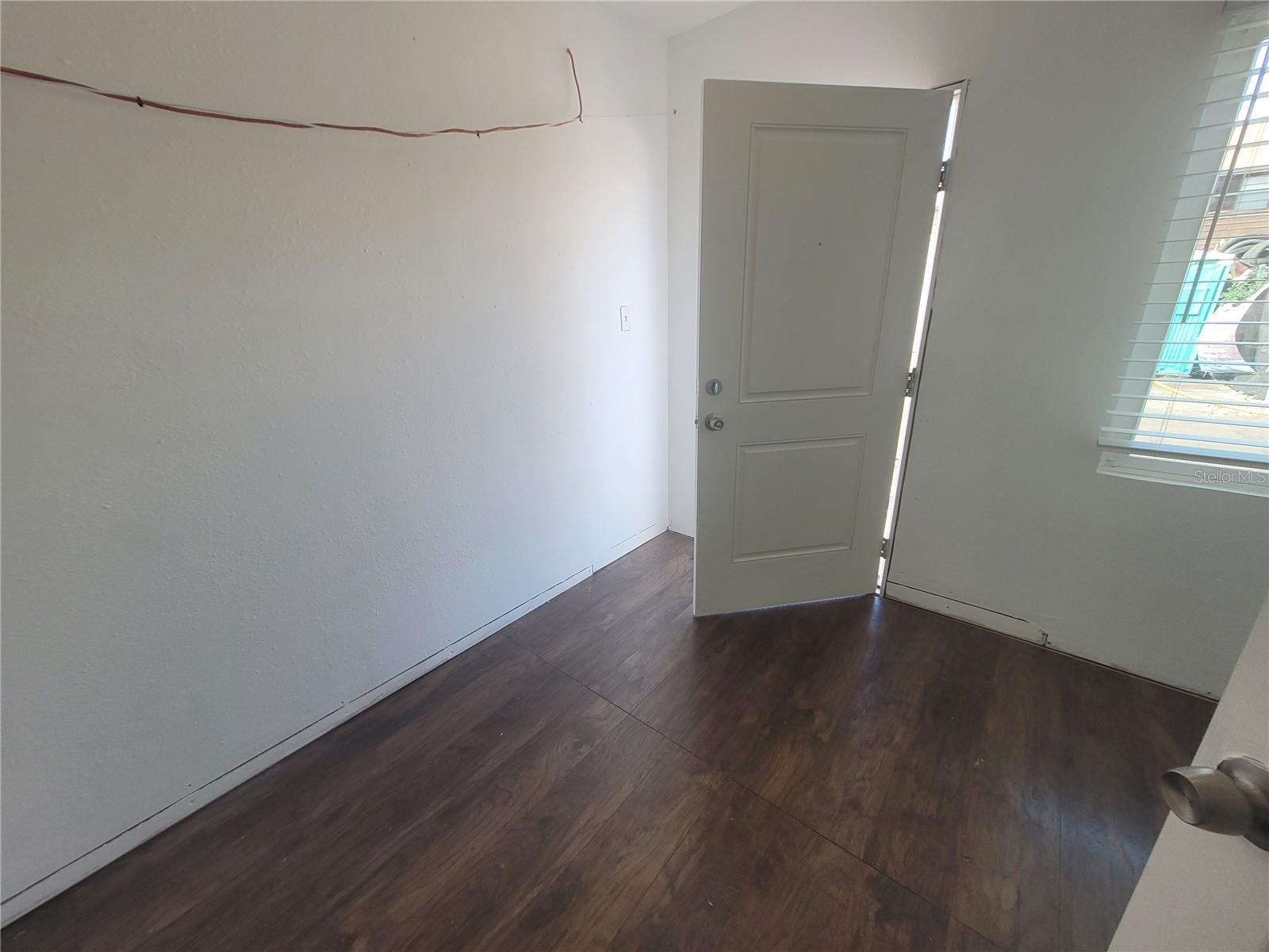 6111 MEMORIAL HWY, TAMPA, FL, 33615