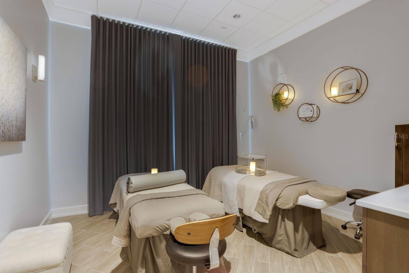 C7502094 Property Photo