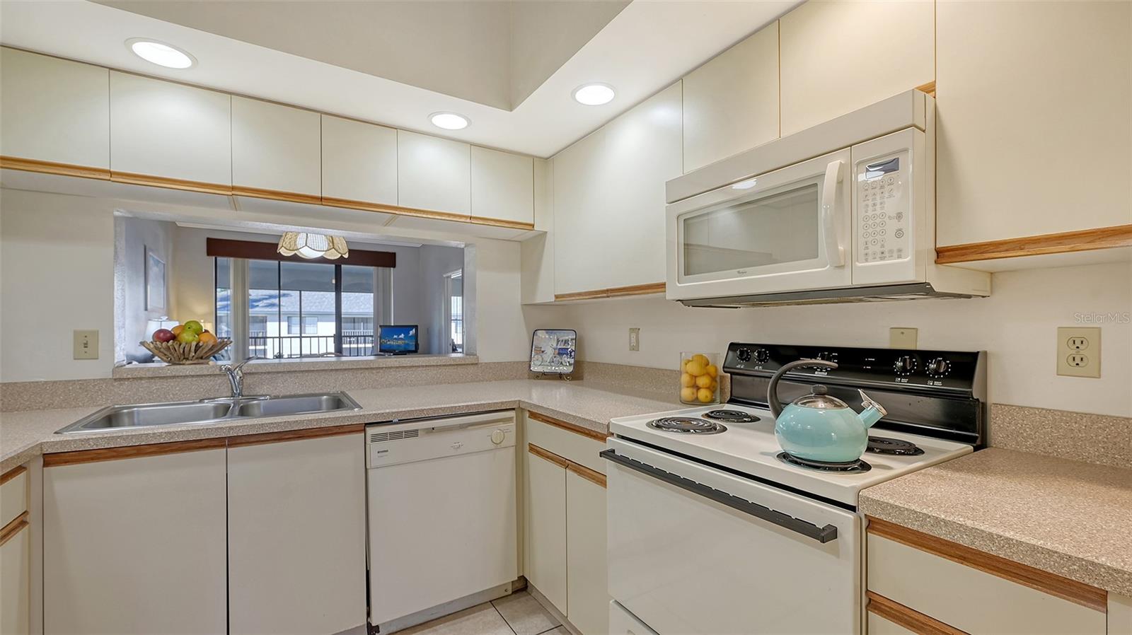 4515 45TH AVE W #202A, BRADENTON, FL, 34210