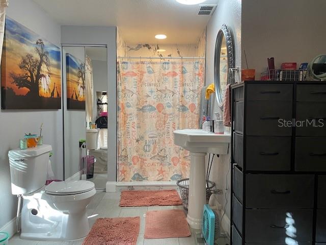 1310 E CAYUGA ST, TAMPA, FL, 33603