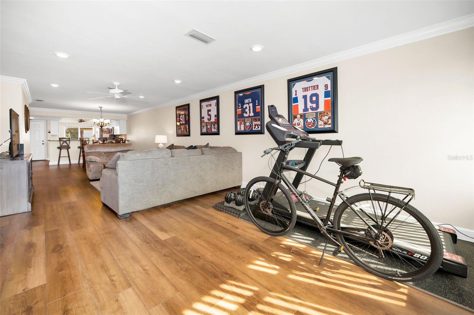 19029 US HIGHWAY 19 N #33A, CLEARWATER, FL, 33764