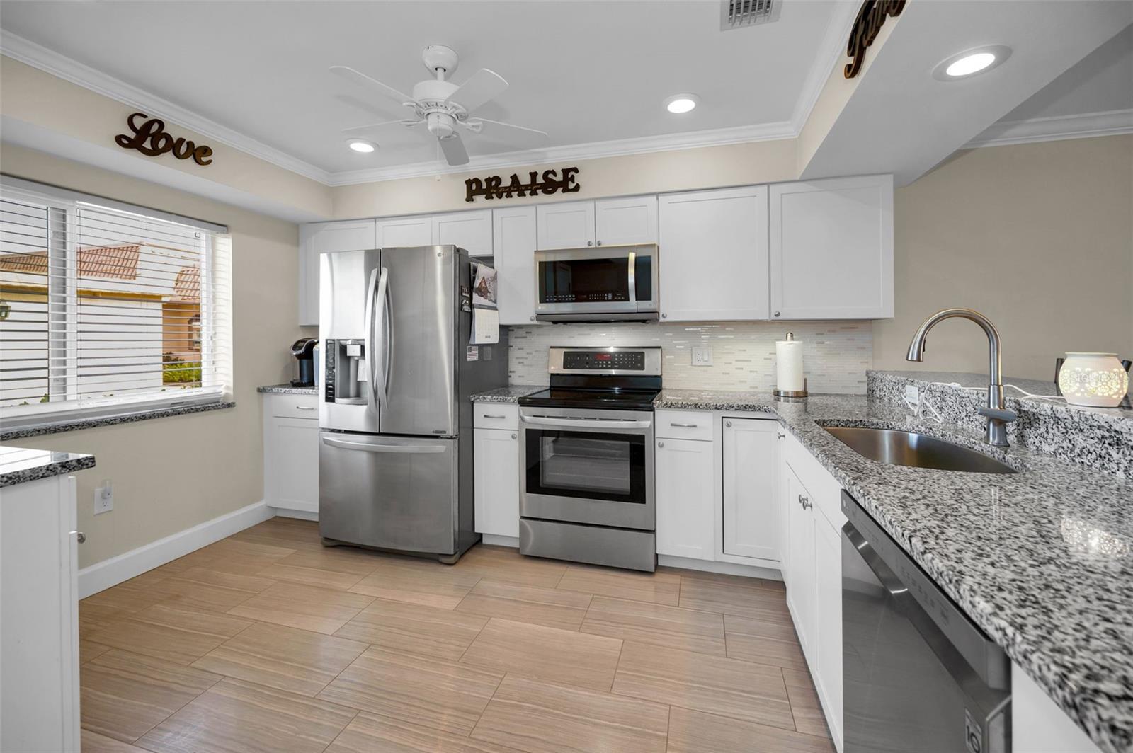19029 US HIGHWAY 19 N #33A, CLEARWATER, FL, 33764