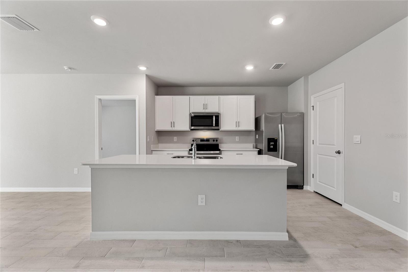 3242 S SAN MATEO DR, NORTH PORT, FL, 34288