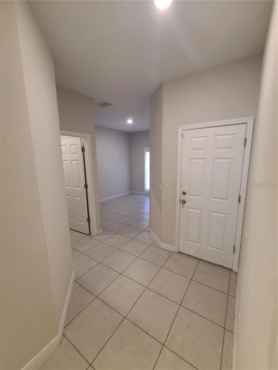 1042 ATLANTIC AVE, FRUITLAND PARK, FL, 34731