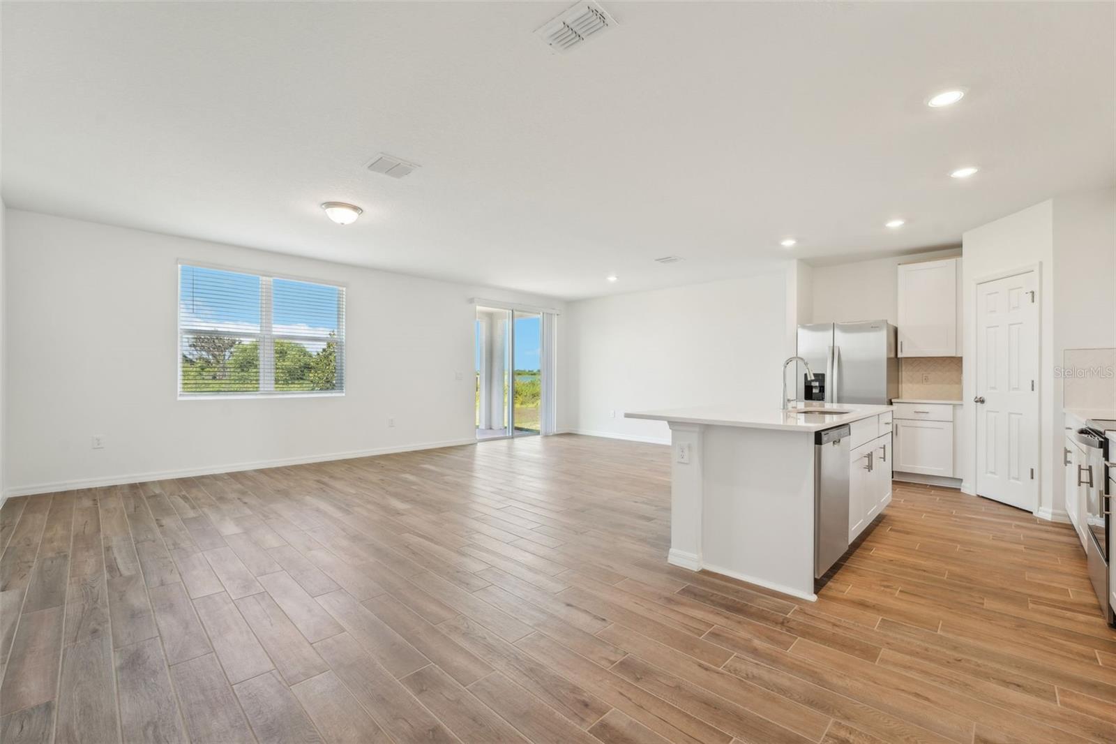 1124 GRIFFON AVE, LAKE ALFRED, FL, 33850