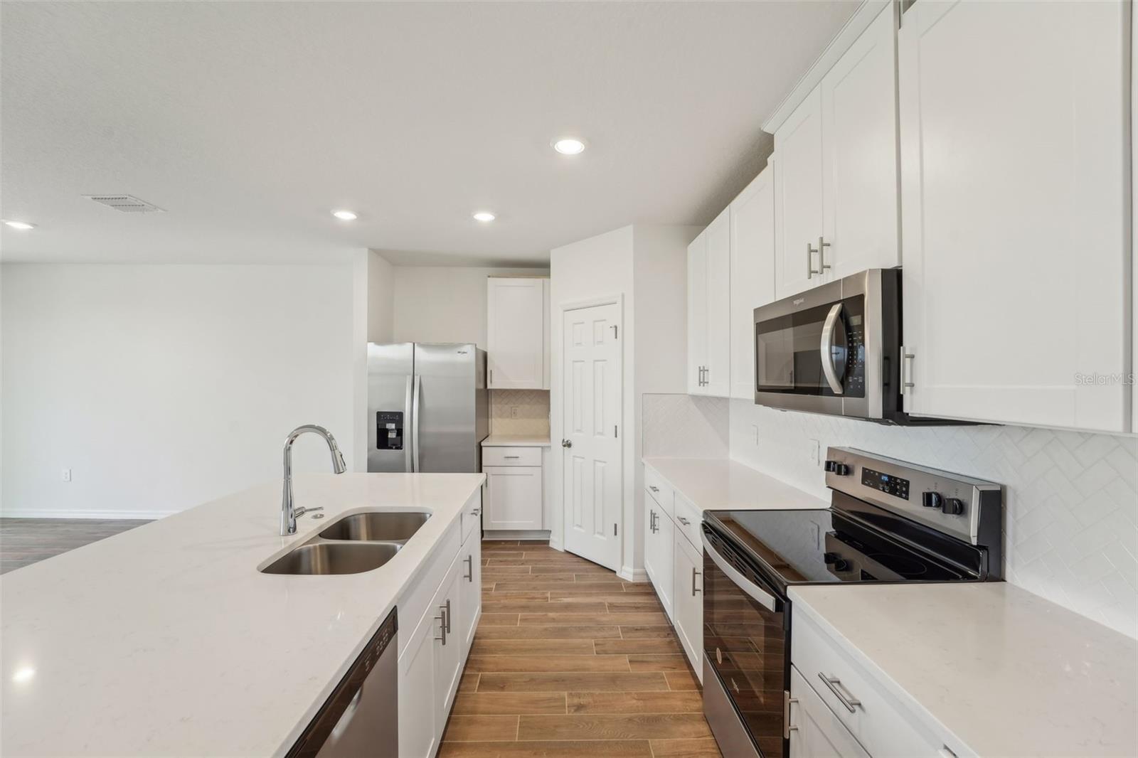 1124 GRIFFON AVE, LAKE ALFRED, FL, 33850