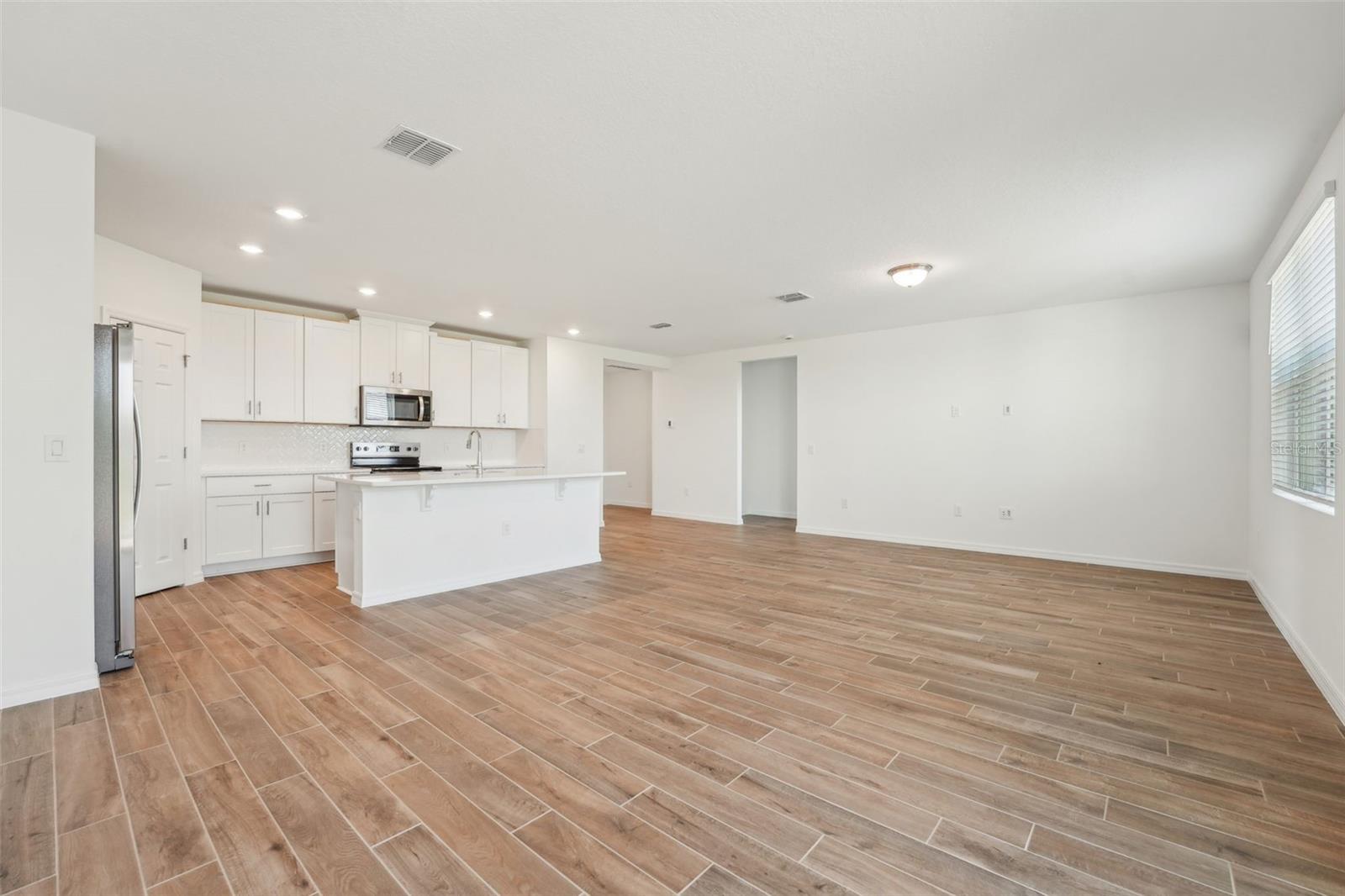 1124 GRIFFON AVE, LAKE ALFRED, FL, 33850